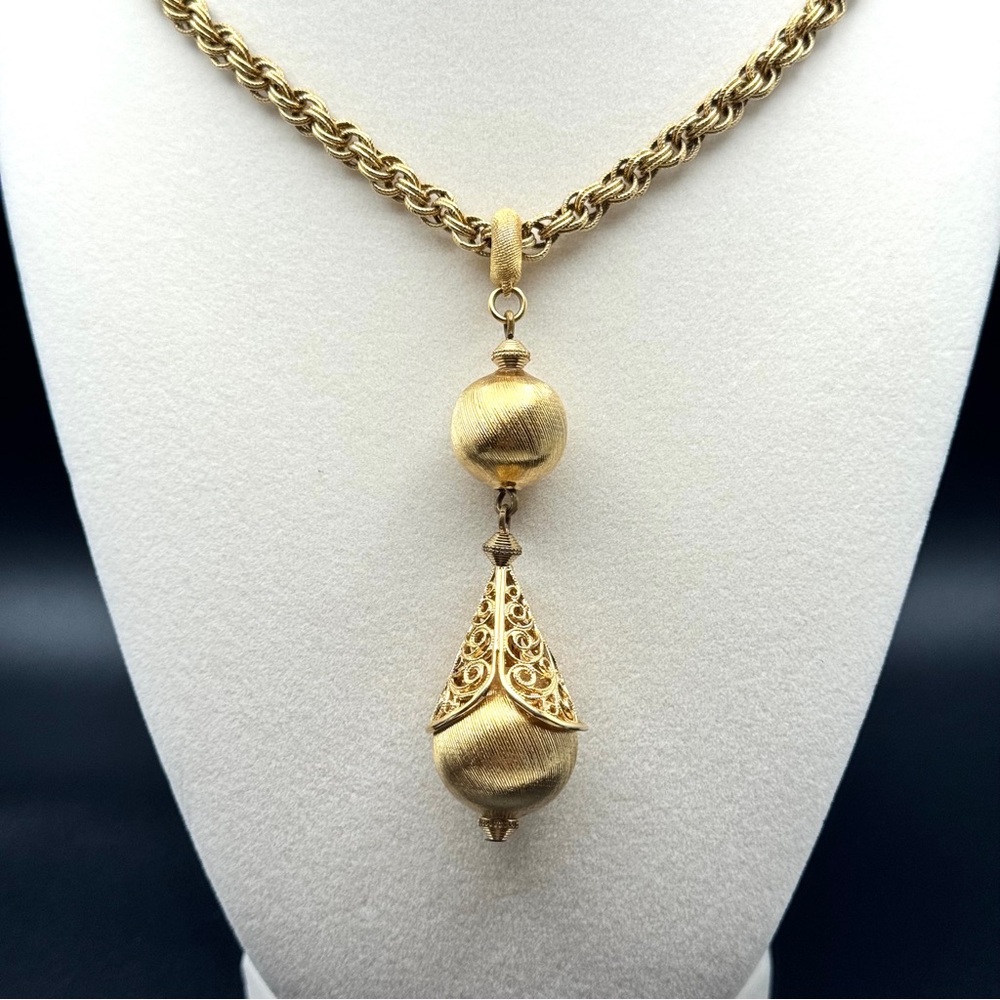 VTG Monet Bolero Brushed Gold Filigree Ball Drop Pendant Necklace - Picture 5 of 12